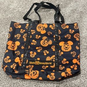 NEW/out tags Disney Parks Mickey Mouse Pumpkin Halloween Bag Water Resistant